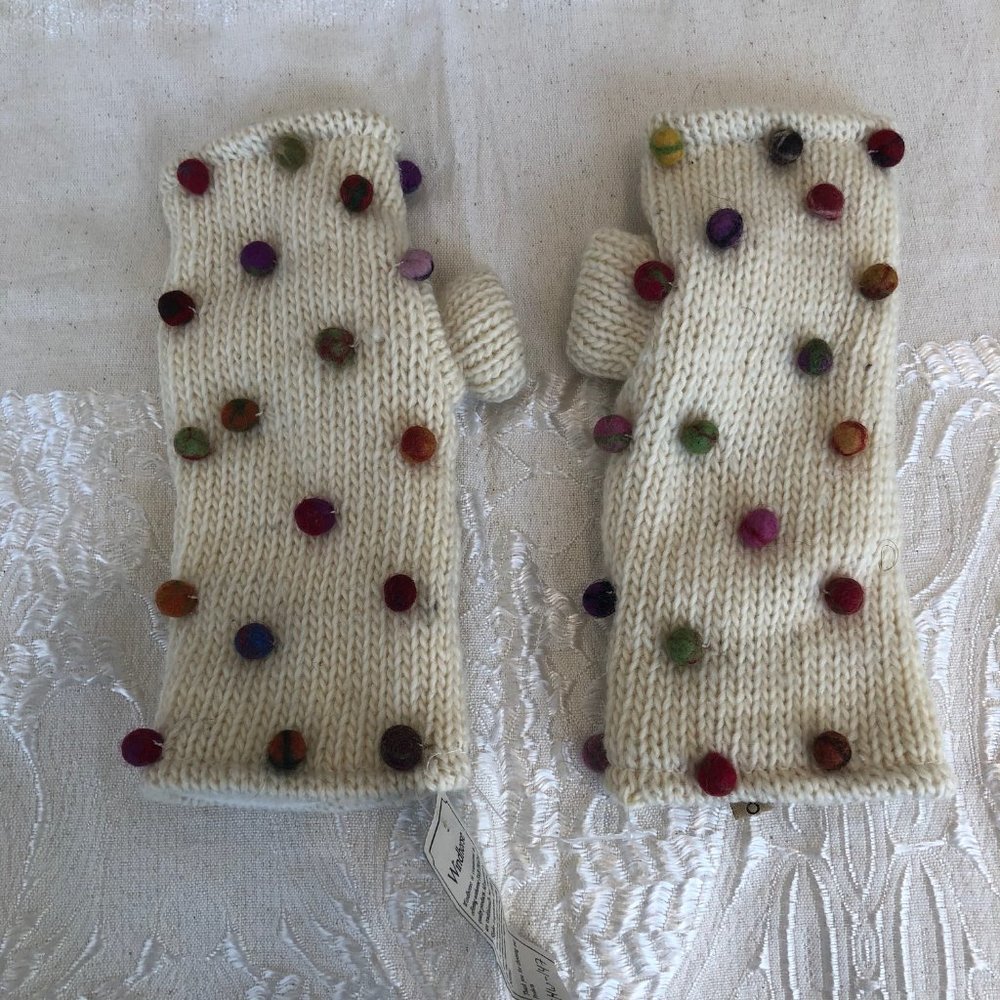 Handmade Wool Hat and Fingerless Gloves Set
